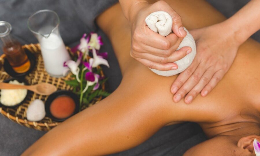 Massaggio tradizionale thailandese