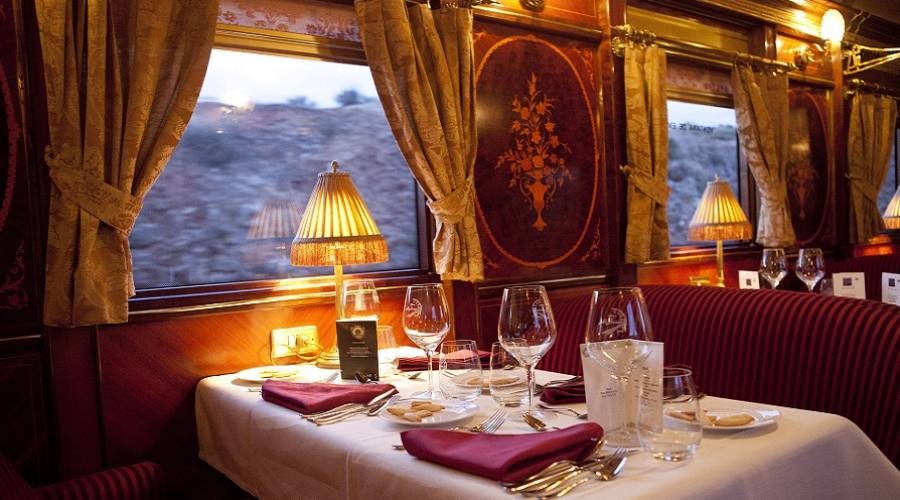 Interni del treno di lusso Al Andalus